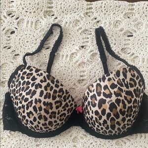 PINK Victoria's Secret Black and Tan Leopard Bra Size 36D Pre Owner